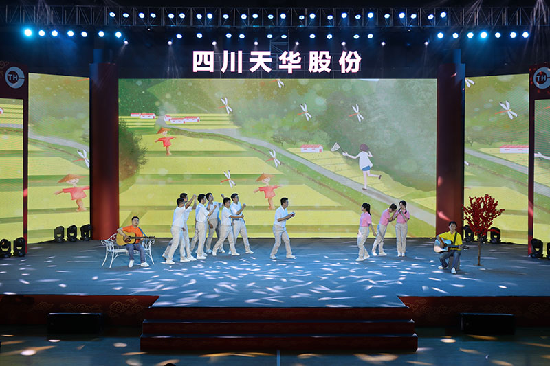 04 情景歌曲：小芳.jpg